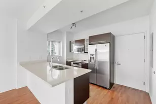 333 NE 24th St, Miami, FL 33137 - Photo 6