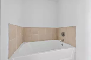 333 NE 24th St, Miami, FL 33137 - Photo 12