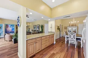 9001 N Lake Dasha Dr, Plantation, FL 33324 - Photo 24