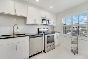 155 Yacht Club Dr, North Palm Beach, FL 33408 - Photo 12