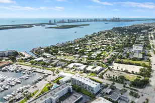155 Yacht Club Dr, North Palm Beach, FL 33408 - Photo 32