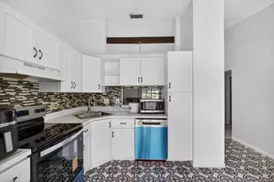 1025 Green Pine Blvd, West Palm Beach, FL 33409 - Photo 26