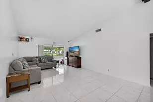 1025 Green Pine Blvd, West Palm Beach, FL 33409 - Photo 14