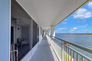 100 Shore Ct, North Palm Beach, FL 33408 - Photo 6