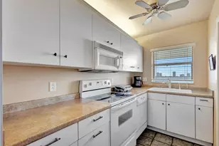 100 Shore Ct, North Palm Beach, FL 33408 - Photo 18