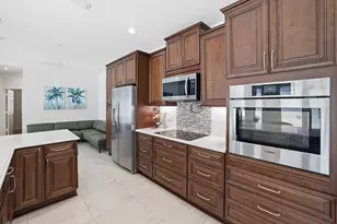 5056 Ventura Dr, Delray Beach, FL 33484 - Photo 10