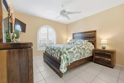 5056 Ventura Drive, Delray Beach, FL 33484 - Photo 18