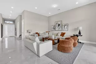 17358 Santaluce Mnr, Boca Raton, FL 33496 - Photo 10