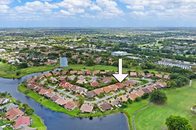 7039 Golf Pointe Circle, Tamarac, FL 33321 - Photo 34