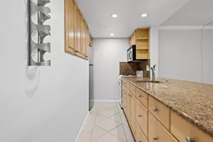 1012 SE 15th St, Fort Lauderdale, FL 33316 - Photo 6