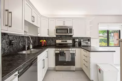 5338 S Fountains Dr Drive S, Lake Worth, FL 33467 - Photo 14