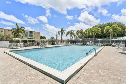 2515 NE 2nd Court #405, Boynton Beach, FL 33435 - Photo 18