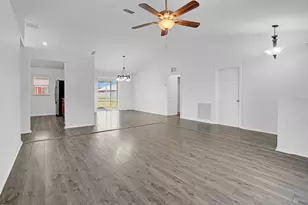 2125 SW Salvatierra Blvd, Port Saint Lucie, FL 34987 - Photo 8