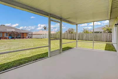 2125 SW Salvatierra Boulevard, Port Saint Lucie, FL 34987 - Photo 10