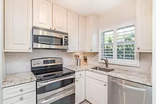 139 Sunrise Ave, Palm Beach, FL 33480 - Photo 6