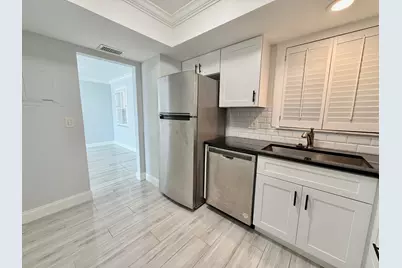 312 Northlake Drive #104, North Palm Beach, FL 33408 - Photo 8