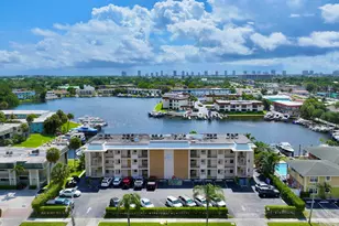 312 Northlake Dr, North Palm Beach, FL 33408 - Photo 1