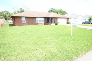 2133 Clover St NE, Palm Bay, FL 32905 - Photo 2