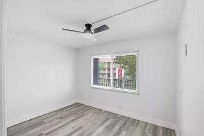 700 SW 128th Avenue #310c, Pembroke Pines, FL 33027 - Photo 16