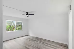 700 SW 128th Ave, Pembroke Pines, FL 33027 - Photo 20