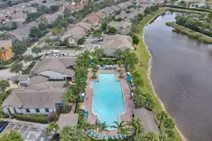 810 Marina Del Ray Ln, West Palm Beach, FL 33401 - Photo 6