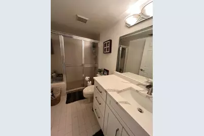 3008 Lake Shore Drive, Deerfield Beach, FL 33442 - Photo 14