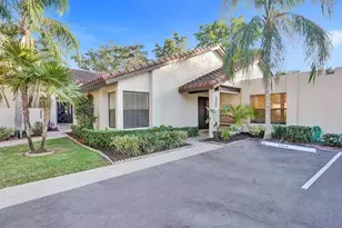 3008 Lakeshore Dr, Deerfield Beach, FL 33442 - Photo 1