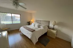 3008 Lakeshore Dr, Deerfield Beach, FL 33442 - Photo 10