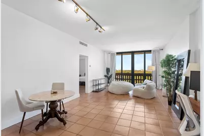 90 Edgewater Drive #Ph23, Coral Gables, FL 33133 - Photo 4