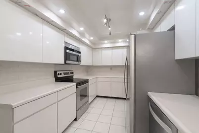 1155 Hillsboro Mile #502, Hillsboro Beach, FL 33062 - Photo 14