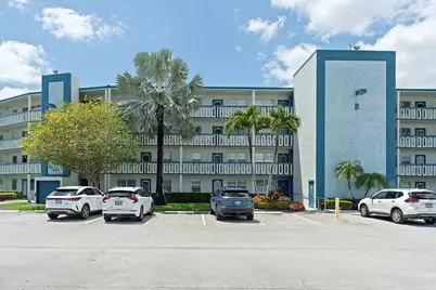 1032 Lincoln B, Boca Raton, FL 33434 - Photo 2