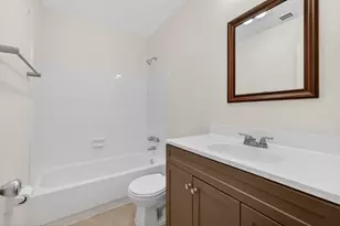 2500 SW 18th Terrace, Fort Lauderdale, FL 33315 - Photo 10