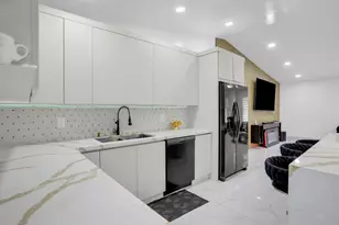 912 S 5th St, Macclenny, FL 32063 - Photo 6