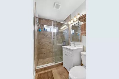 1010 Churchill Circle S, West Palm Beach, FL 33405 - Photo 12