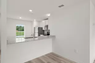 9350 104th Ct, Vero Beach, FL 32967 - Photo 8