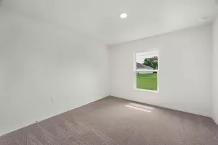 9350 104th Ct, Vero Beach, FL 32967 - Photo 14