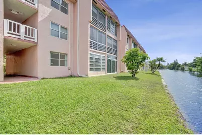 9460 Sunrise Lakes Boulevard #106, Sunrise, FL 33322 - Photo 26