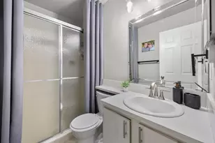 39 Bethesda Park Cir, Boynton Beach, FL 33435 - Photo 12