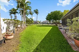 20300 SW 129th Pl, Miami, FL 33177 - Photo 10