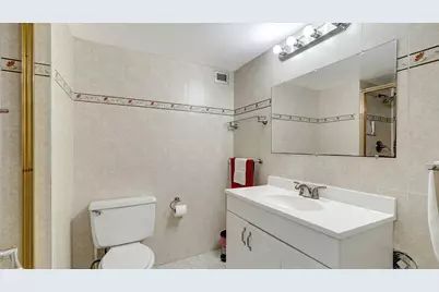 427 Golden Isles Drive #5j, Hallandale Beach, FL 33009 - Photo 26