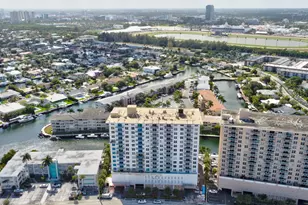 427 Golden Isles Dr, Hallandale Beach, FL 33009 - Photo 34