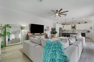 322 Marlberry Cir, Jupiter, FL 33458 - Photo 6