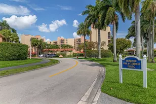 7153 Promenade Dr, Boca Raton, FL 33433 - Photo 32