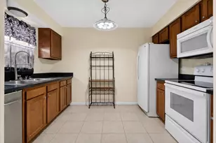 2289 SE Carnation Rd, Port Saint Lucie, FL 34952 - Photo 10