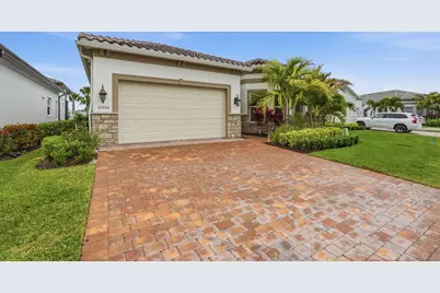 10550 Northbrook Circle, Palm Beach Gardens, FL 33412 - Photo 4