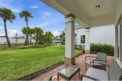 10550 Northbrook Circle, Palm Beach Gardens, FL 33412 - Photo 12