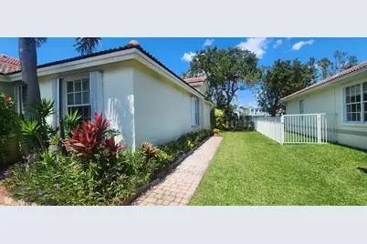 18781 SW 25th Court, Miramar, FL 33029 - Photo 2