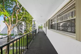 471 N Pine Island Rd, Plantation, FL 33324 - Photo 2
