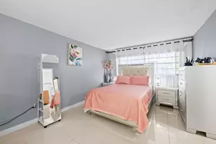 471 N Pine Island Rd, Plantation, FL 33324 - Photo 8