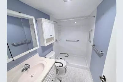402 Markham S, Deerfield Beach, FL 33442 - Photo 12